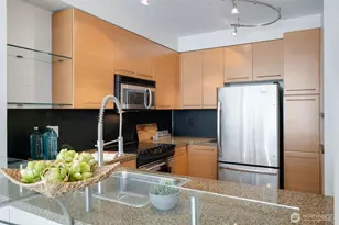 1410 E Pine St, Seattle, WA 98122 - Photo 7