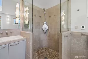 2209 West LK Sammamish Pkwy NE, Redmond, WA 98052 - Photo 15
