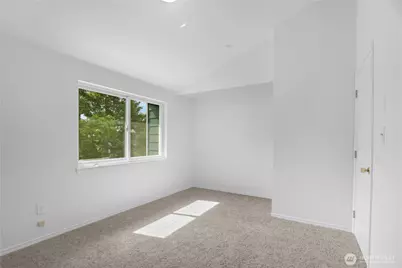17018 NE 80th Street #C5, Redmond, WA 98052 - Photo 17