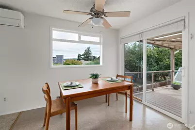 809 NE Perkins Street, Coupeville, WA 98239 - Photo 9