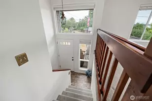 809 NE Perkins St, Coupeville, WA 98239 - Photo 17