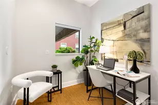 615 E Pike St, Seattle, WA 98122 - Photo 27