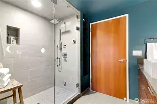 615 E Pike St, Seattle, WA 98122 - Photo 31