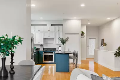 615 E Pike Street #306, Seattle, WA 98122 - Photo 13