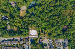 25010 SE 17th St, Sammamish, WA 98075 - Photo 5