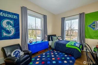 4200 Washington Avenue W, Seattle, WA 98199 - Photo 27