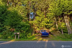 1265 Island Dr, Lummi Island, WA 98262 - Photo 9