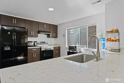 32825 17th Avenue SW, Federal Way, WA 98023 - Photo 11