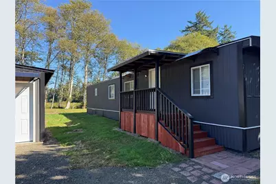 210 E Rain Street, Ocean Shores, WA 98569 - Photo 3