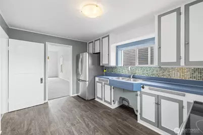 1442 E Whidbey Avenue, Oak Harbor, WA 98277 - Photo 19