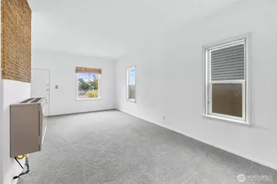 1442 E Whidbey Avenue, Oak Harbor, WA 98277 - Photo 13