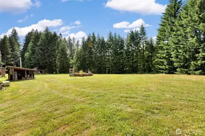 211 Young Road, Underwood, WA 98605 - Photo 15