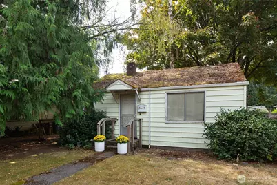 5647 38th Avenue SW, Seattle, WA 98126 - Photo 1