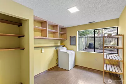 12929 NE 25th Place, Bellevue, WA 98005 - Photo 33