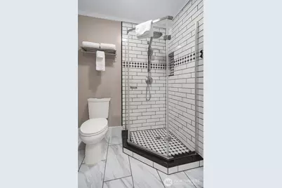 131 E 12th Street, Port Angeles, WA 98362 - Photo 21
