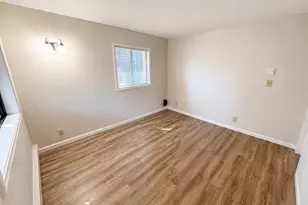 4209 37th Ave S, Seattle, WA 98118 - Photo 3
