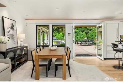 2725 Sahalee Drive W, Sammamish, WA 98074 - Photo 9