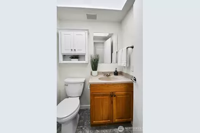 1425 172nd Place NE, Bellevue, WA 98008 - Photo 11
