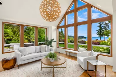 10017 Edgecombe Place NE, Bainbridge Island, WA 98110 - Photo 7