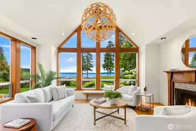 10017 Edgecombe Place NE, Bainbridge Island, WA 98110 - Photo 5