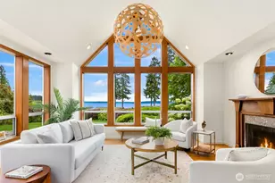 10017 Edgecombe Pl NE, Bainbridge Island, WA 98110 - Photo 5