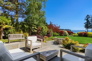 10017 Edgecombe Pl NE, Bainbridge Island, WA 98110 - Photo 17