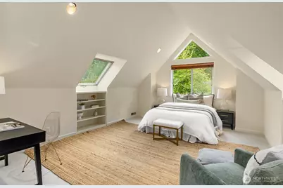 10017 Edgecombe Place NE, Bainbridge Island, WA 98110 - Photo 27