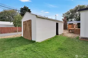 19120 Franklin St NW, Soap Lake, WA 98851 - Photo 9