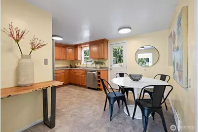 320 NE 156th Street, Shoreline, WA 98155 - Photo 9