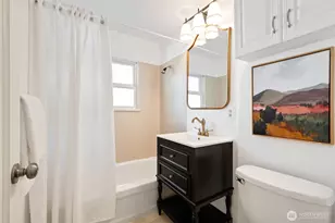 320 NE 156th St, Shoreline, WA 98155 - Photo 15