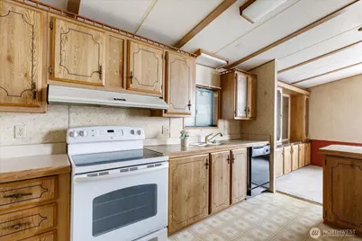 30901 State Route 20 #D5, Oak Harbor, WA 98277 - Photo 7