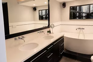 2201 3rd Ave, Seattle, WA 98121 - Photo 23