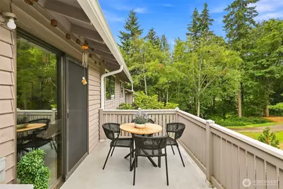 9927 NE 144th Lane #804, Kirkland, WA 98034 - Photo 15
