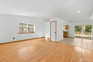 17825 Clear Lake Blvd SE, Yelm, WA 98597 - Photo 3