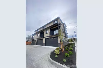 703 5th Street SW #B, Puyallup, WA 98371 - Photo 15