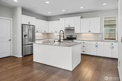 27427 14th Place S, Des Moines, WA 98198 - Photo 13