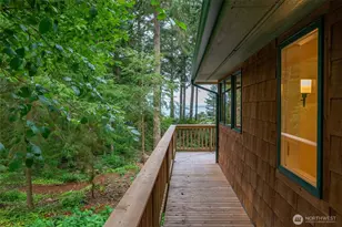 1580 W Beach Rd, Oak Harbor, WA 98277 - Photo 29