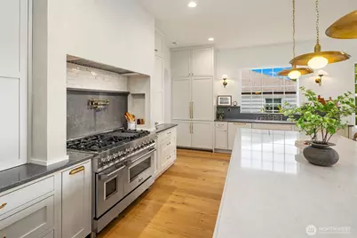 4321 NE 57th Street, Seattle, WA 98105 - Photo 11