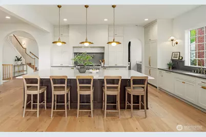 4321 NE 57th Street, Seattle, WA 98105 - Photo 9