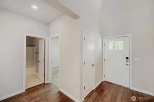 18623 39th Dr SE, Bothell, WA 98012 - Photo 3