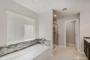 18623 39th Dr SE, Bothell, WA 98012 - Photo 21