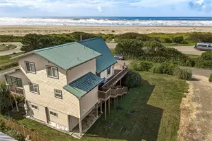 33 1st St S, Pacific Beach, WA 98571 - Photo 23