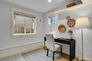 3835a Interlake Ave N, Seattle, WA 98103 - Photo 5