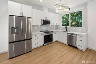 2652 B NW 95th St, Seattle, WA 98117 - Photo 5