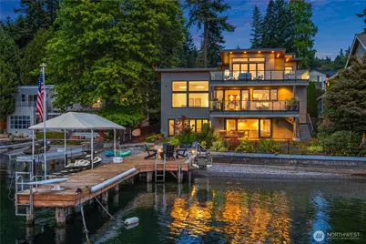 13031 Holmes Point Drive NE, Kirkland, WA 98034 - Photo 1