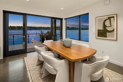 13031 Holmes Point Drive NE, Kirkland, WA 98034 - Photo 9