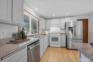 10203 50th Pl W, Mukilteo, WA 98275 - Photo 5