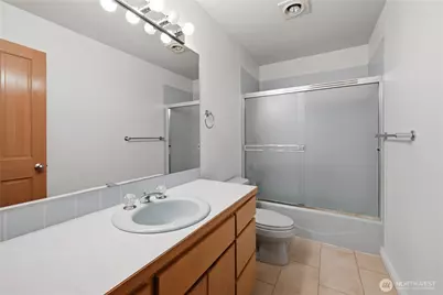 19749 53rd Avenue NE, Lake Forest Park, WA 98155 - Photo 11