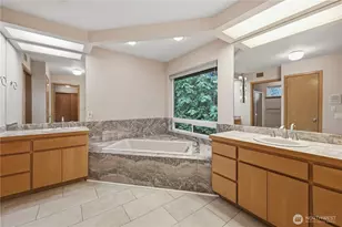 19749 53rd Ave NE, Lake Forest Park, WA 98155 - Photo 9