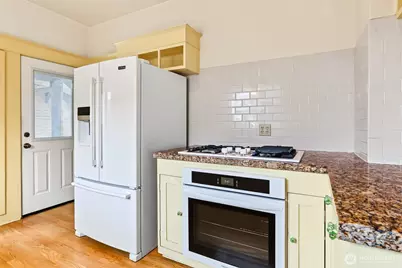 1010 Rucker Avenue, Everett, WA 98201 - Photo 15